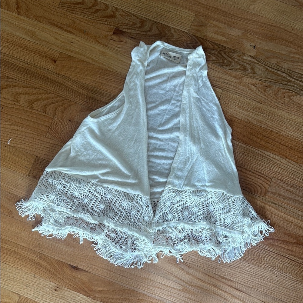 Hollister flowy vest